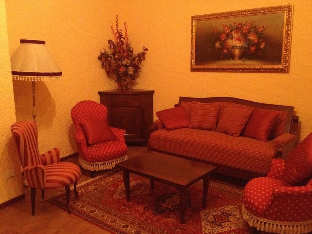 B&B La Dimora Del Capitano Fabriano Extérieur photo